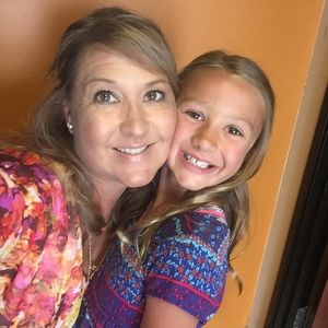 Meet your Posher, Jenn